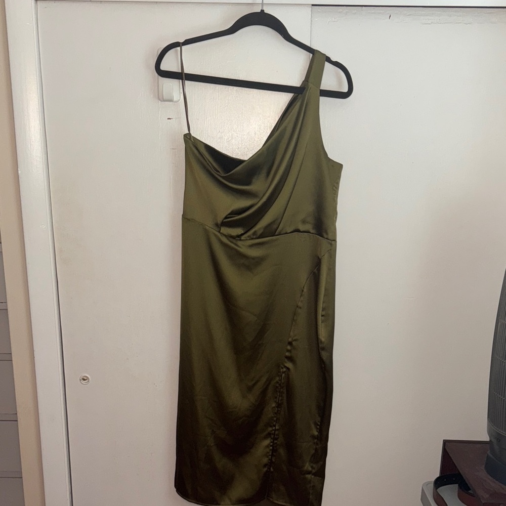 Chic Olive One Shoulder Dress